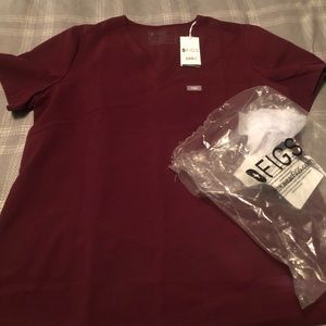 FIGS Catarina Scrub top